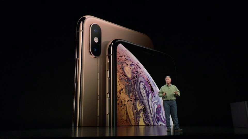 『iPhone X』用ケースは『iPhone XS』でも使える?