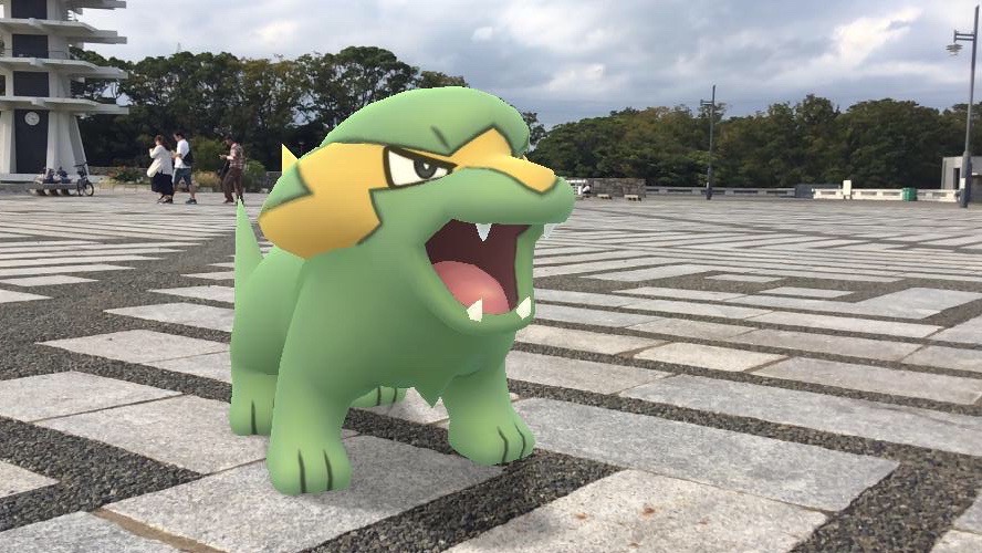 ポケモンgo ラクライの巣で色違いを狙ってみた どのくらい出現するのかも調査 Appbank