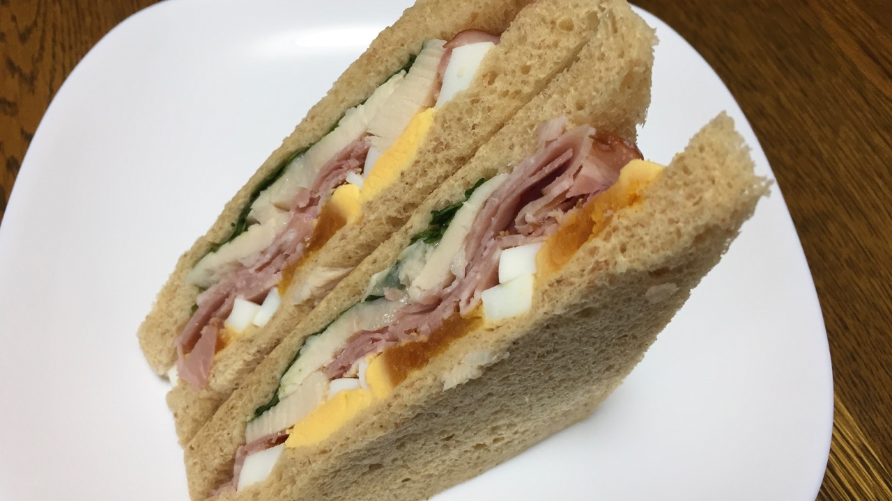 手軽に食べられるプロテイン!「たんぱく質が摂れる 蒸し鶏とたまご」実食レビュー #セブンイレブン
