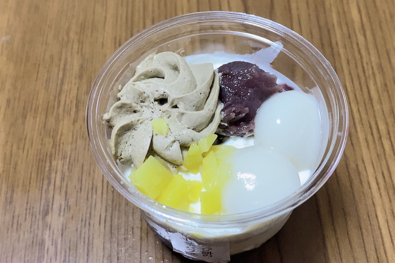 和風スイーツの最高峰では!? セブンの「黒糖わらび餅のほうじ茶パフェ」に胸キュン♪ #セブンイレブン