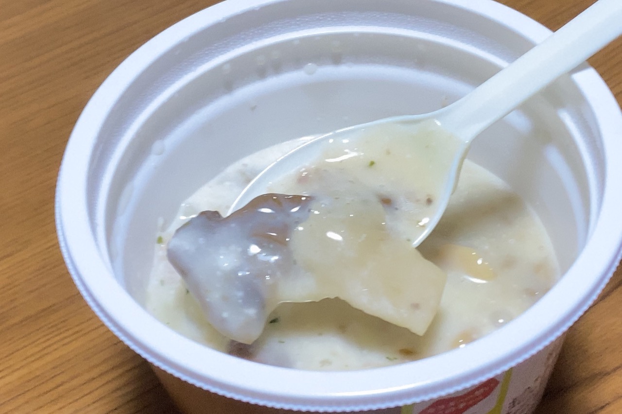 スープがおいしい季節が来たぞ! 秋の味覚きのこクリームスープは外せないっ!! #セブンイレブン