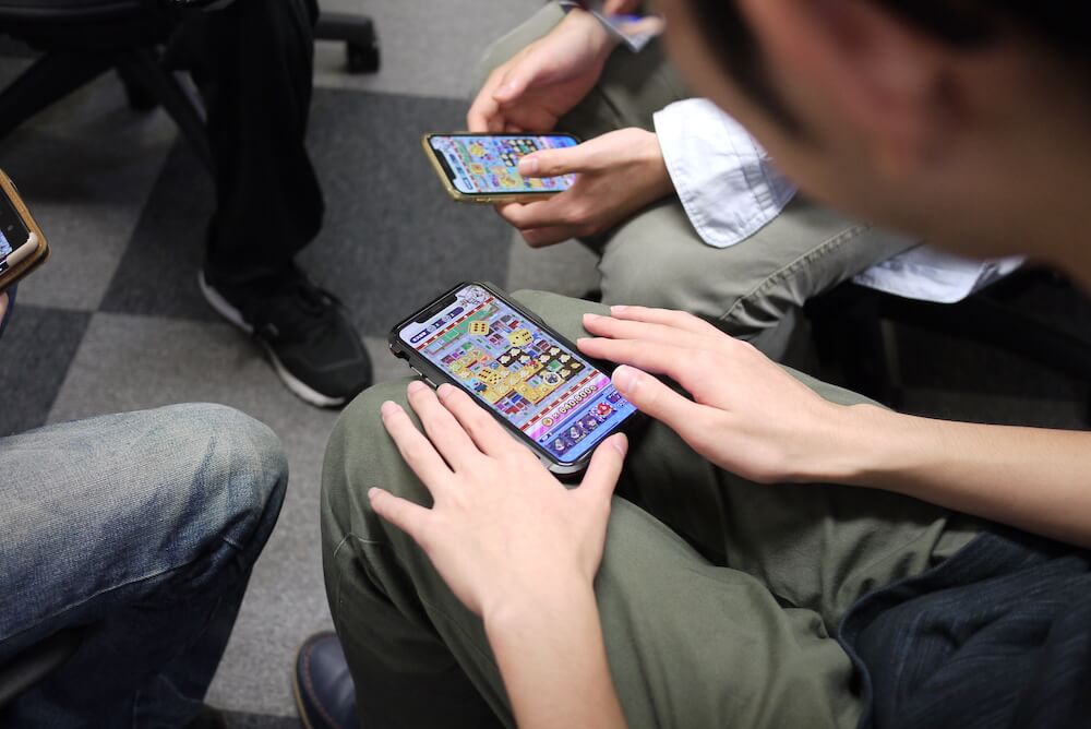 4人で4