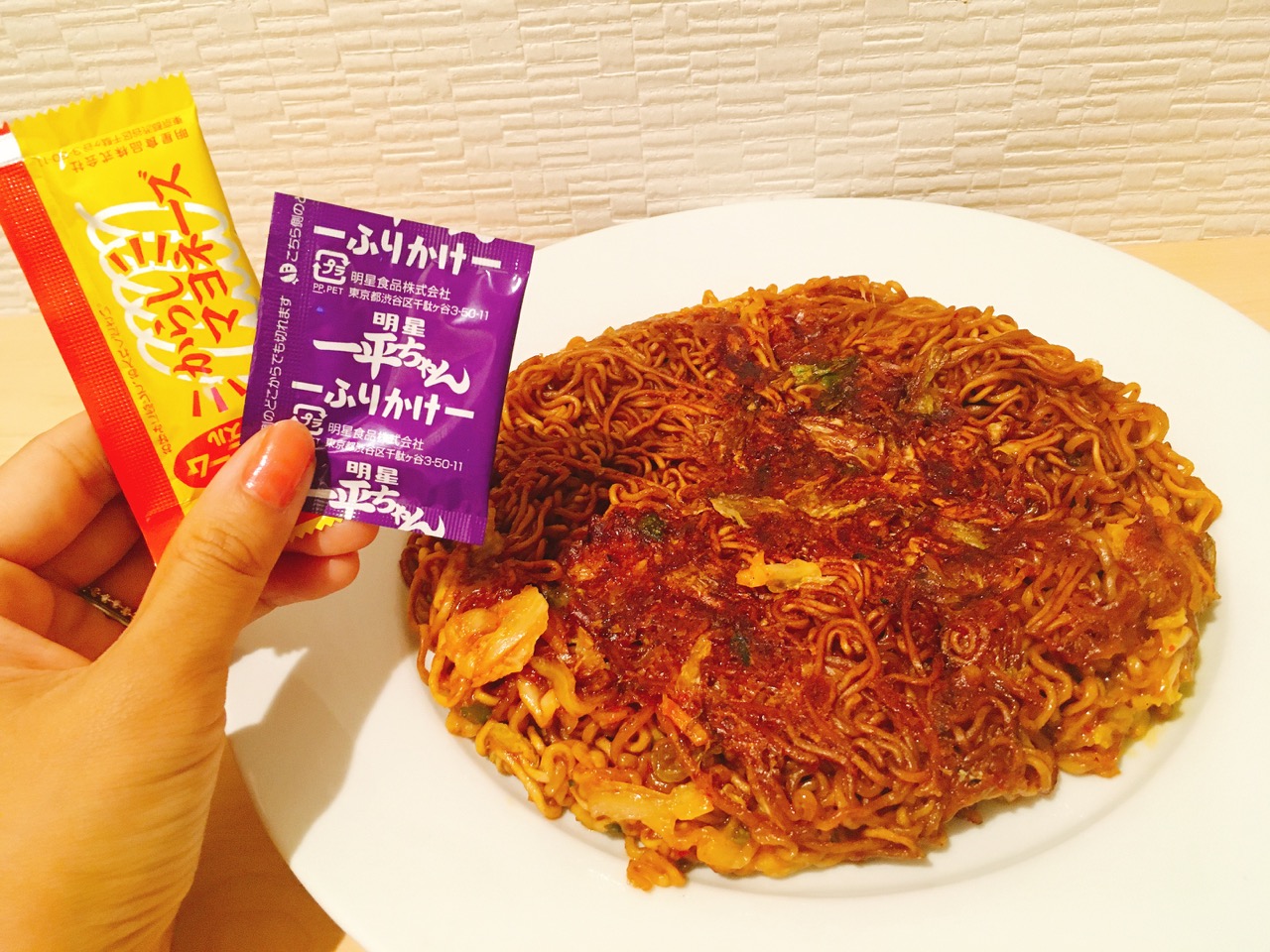 カップ焼きそば「一平ちゃん」をチヂミに簡単アレンジ!! 外パリ中モチ食感♪