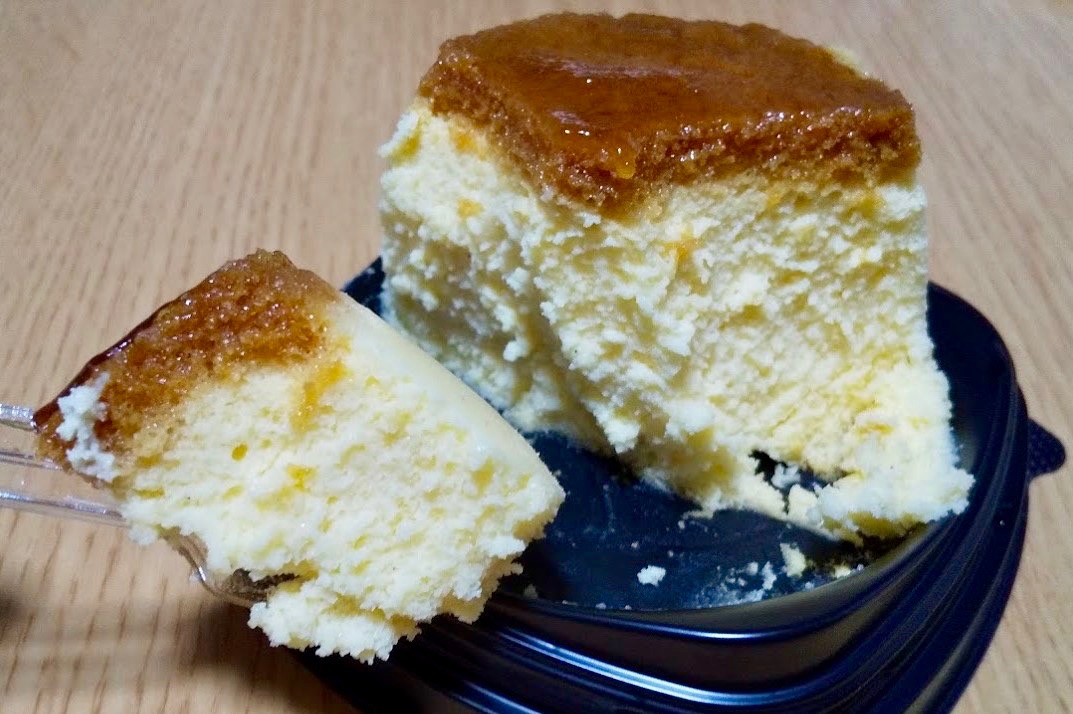 【ファミマ】新商品!! 見た目はプリン、中身はチーズケーキの新感覚スイーツが絶品! #ファミマ