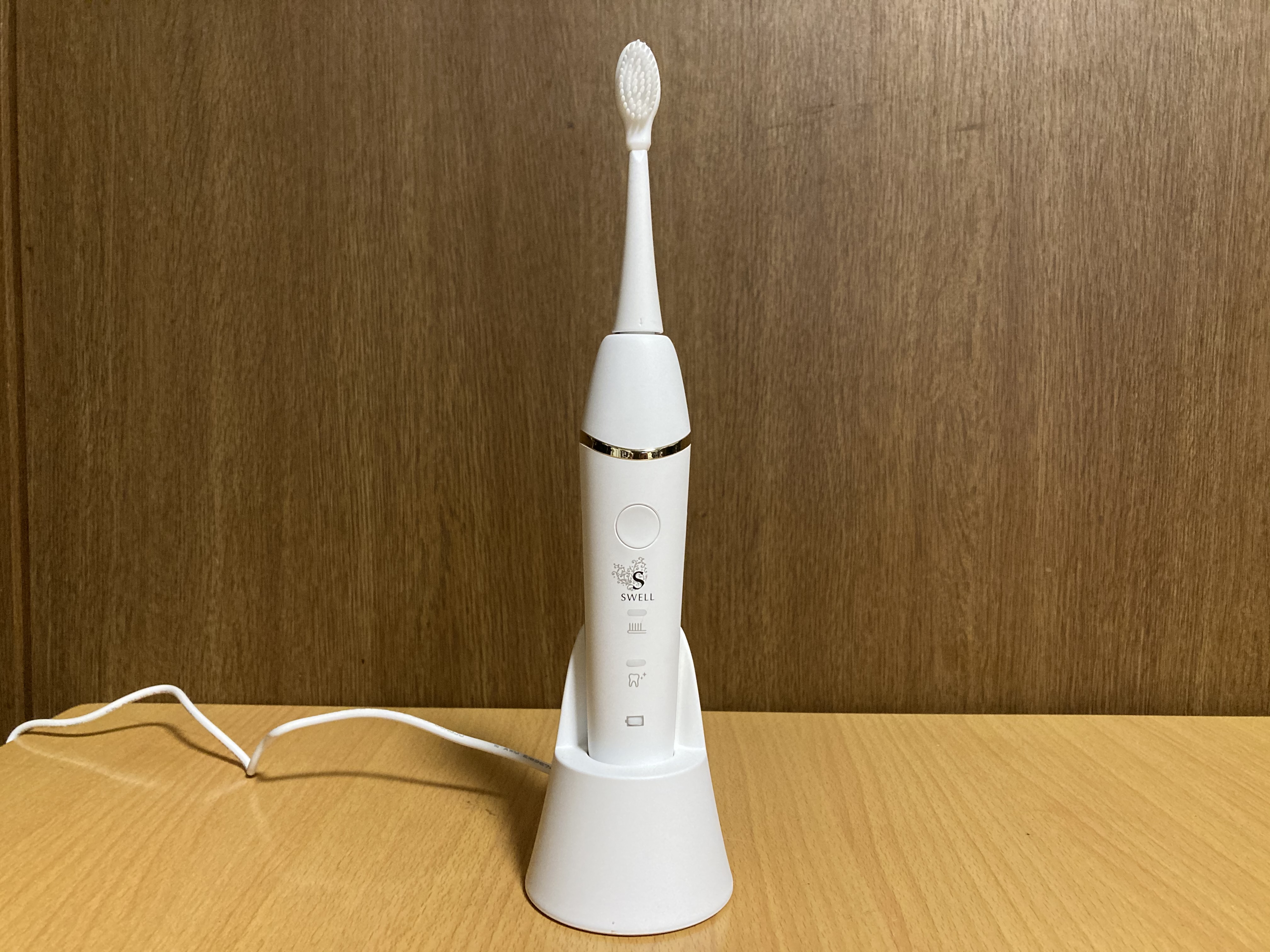 再再販 新品シャイニーキャビテック電動歯ブラシホワイトニング歯茎