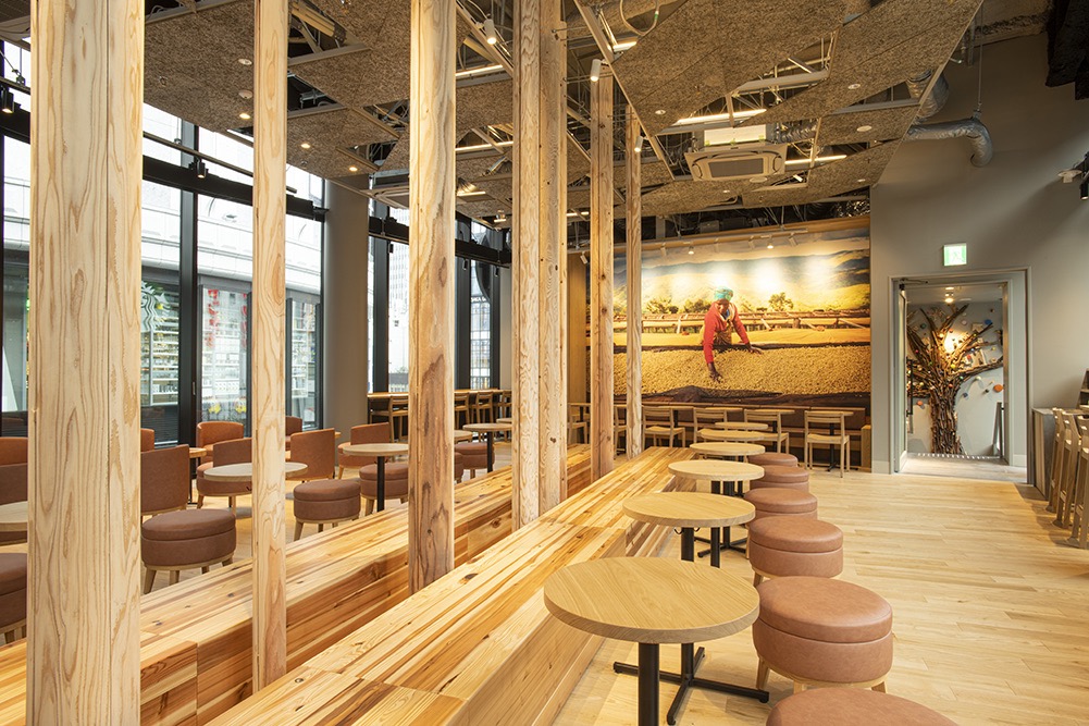 【スタバ】新店舗スターバックス コーヒー西東京新町店が明日11月25日オープン! 樹齢約300年のクスノキが象徴的な木造店舗