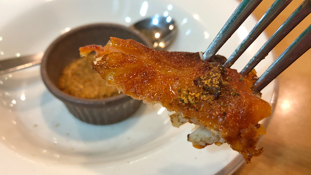 サイゼリア 大人気 辛味チキン がbigになって新登場 骨付きももの辛味チキン 食べてみた Appbank サイゼリア 大人気 辛味チキン がbigになって新登場 骨付きももの辛味チキン 食べてみた Appbank