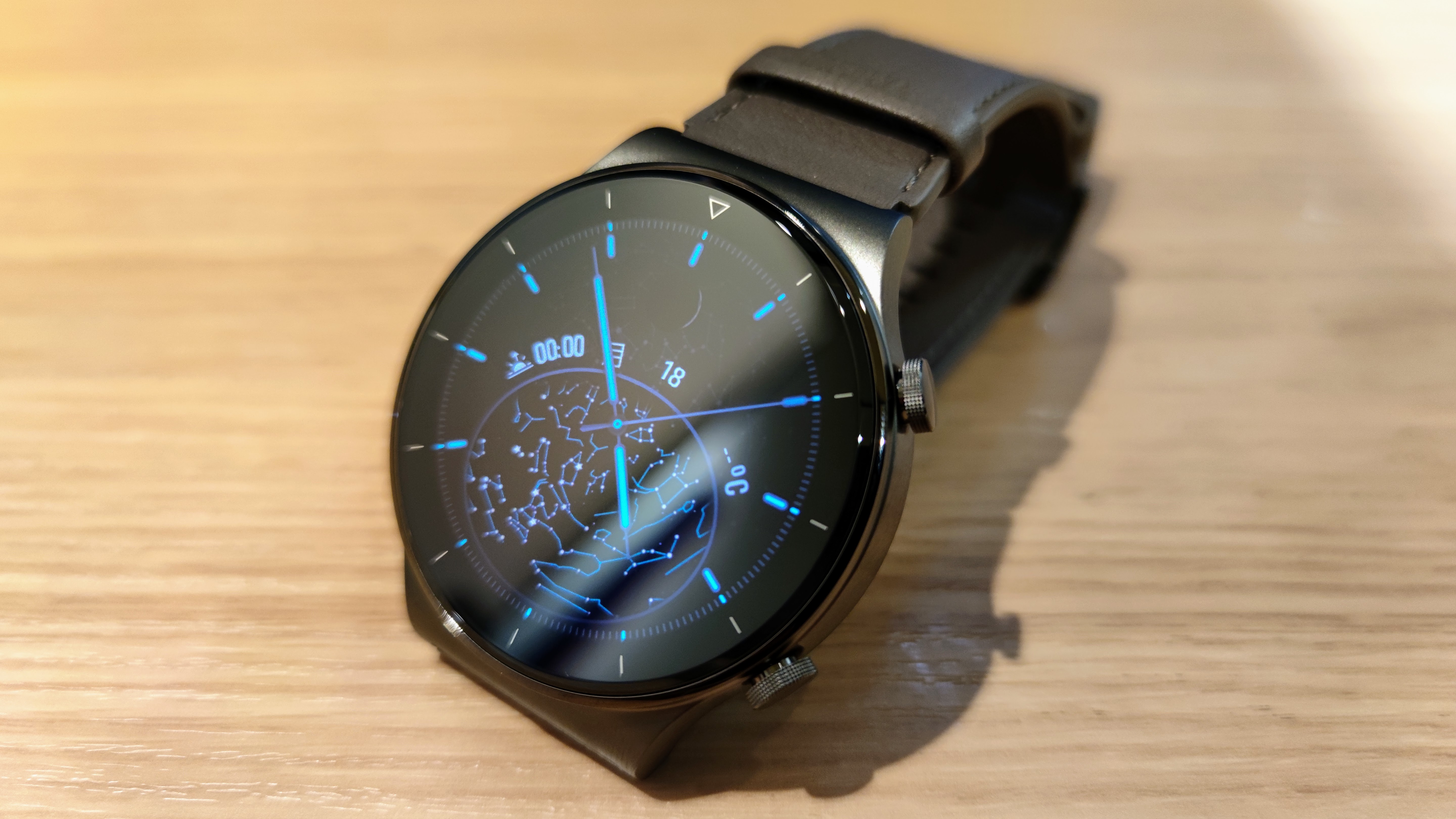 実機レビュー】スマートウォッチ『HUAWEI WATCH GT2 Pro』の高級感 ...