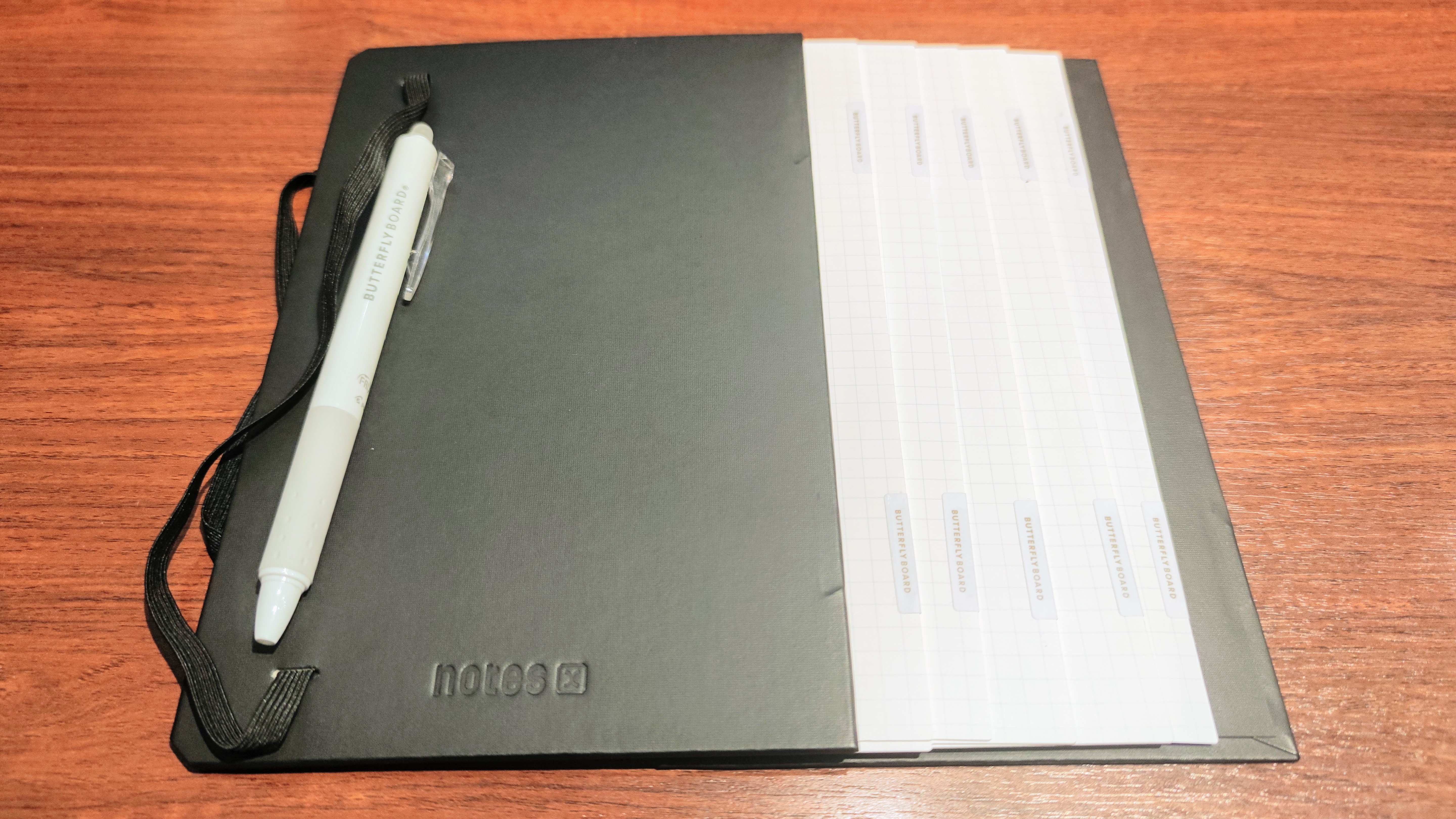 1400万円を集めた洗ってくり返し使えるメモ帳『notes X』レビュー