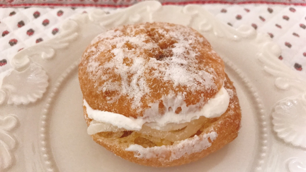 あんバター好きは必見!!とにかくボリューミーなもちふわリングドーナツを食べてみた♪ #ローソン
