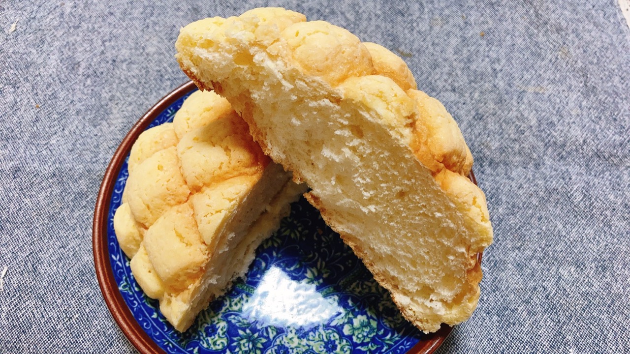 芳醇なバターの香りとサクサクビスケット生地が止まらない美味しさ ファミマのメロンパンを食べてみた ファミマ Appbank 芳醇なバターの香りとサクサクビスケット生地が止まらない美味しさ ファミマのメロンパンを食べてみた ファミマ Appbank