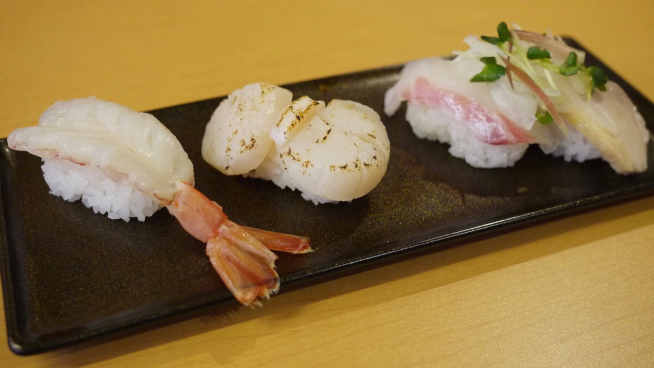 スシロー 醤油じゃなくて良くない エスニックなタレで食べる寿司が抜群においしかったので紹介します Appbank