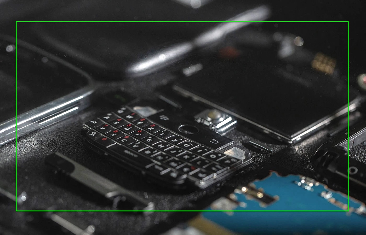 Blackberryはアートである。スマートフォン・コレクションの新しい姿を創るGridStudioの作品がオシャレ！
