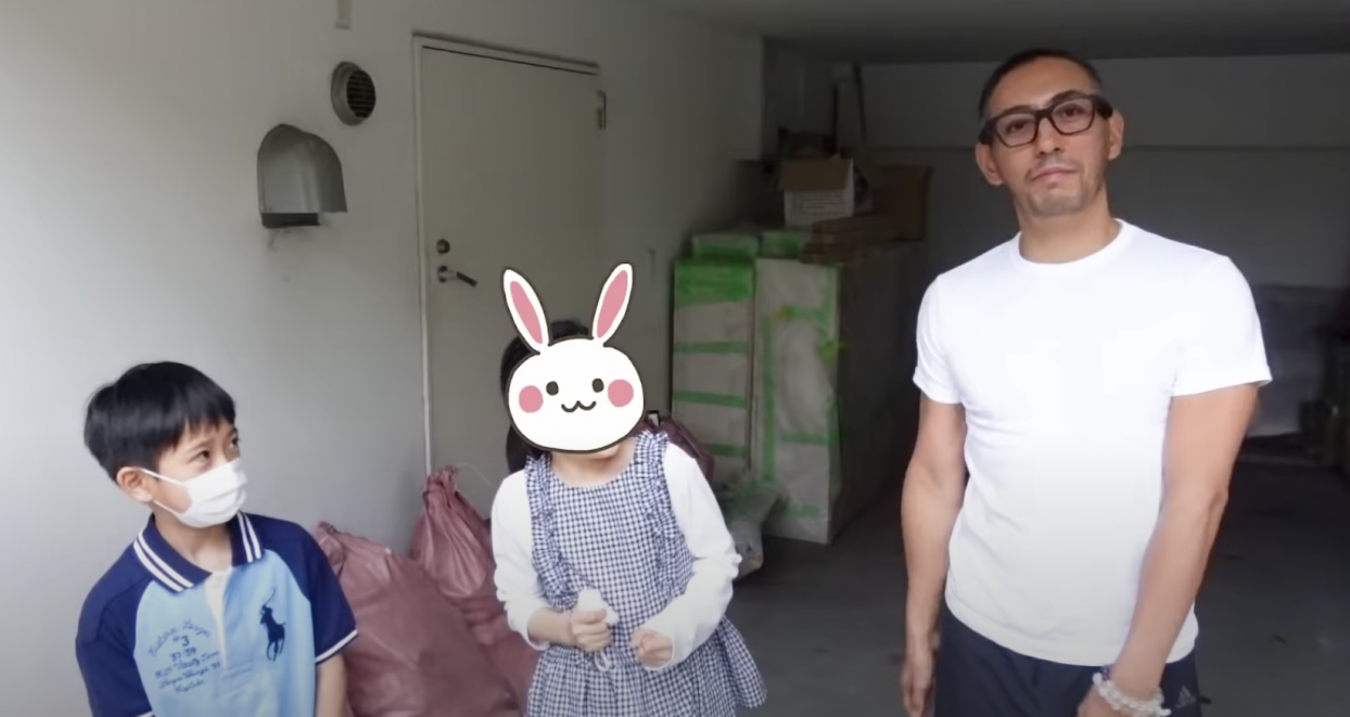 海老蔵 自宅一軒家を稽古場に改装 現在の中の様子や子どもたちの反応は Appbank