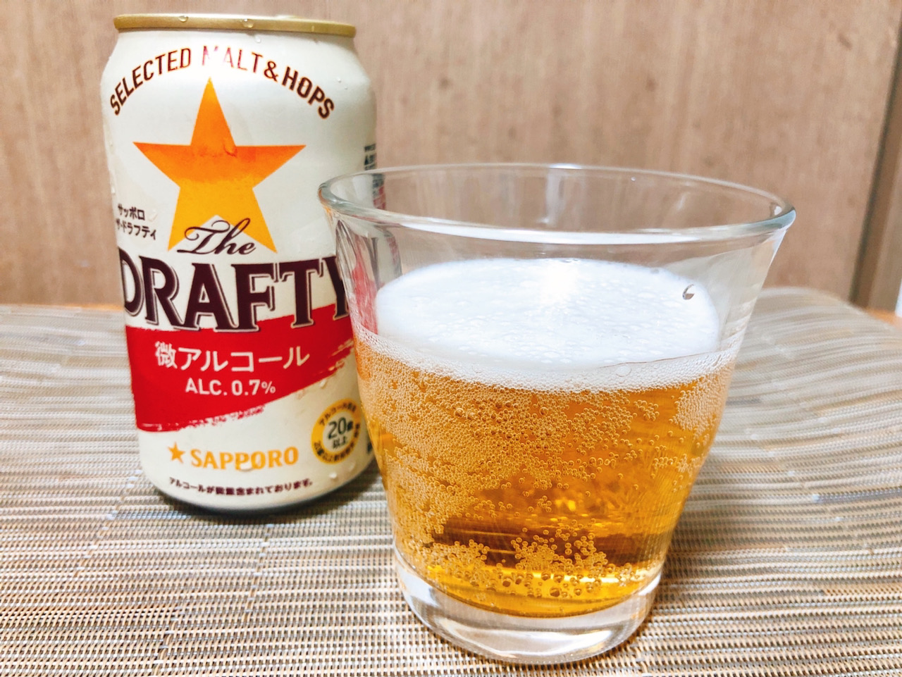 新商品】9月発売! 0.7％の微アルコール飲料「サッポロ The DRAFTY」をビール好きが先行試飲レビュー!! | AppBank
