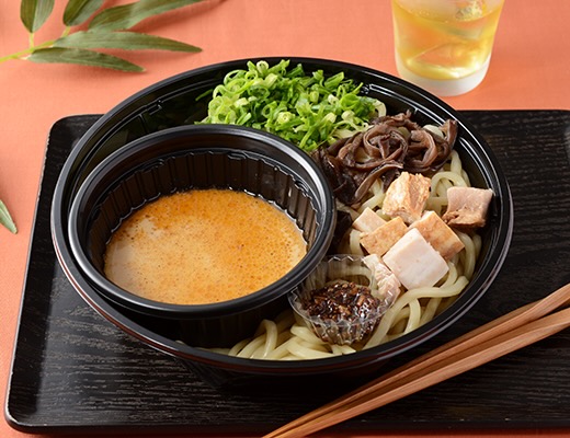 博多一双監修　冷し豚骨つけ麺