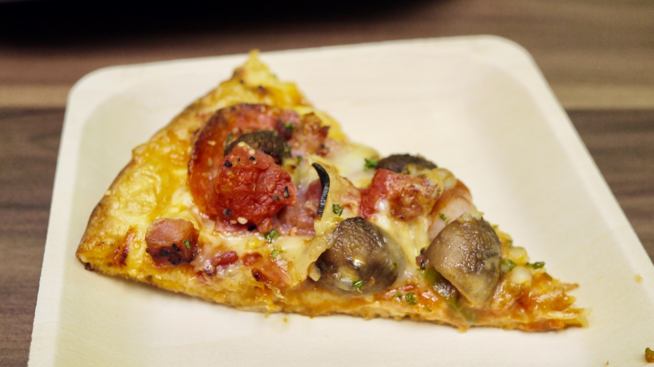 一見地味なのに復活リクエストNo.1獲得した、このピザ知ってる!? #ピザーラ