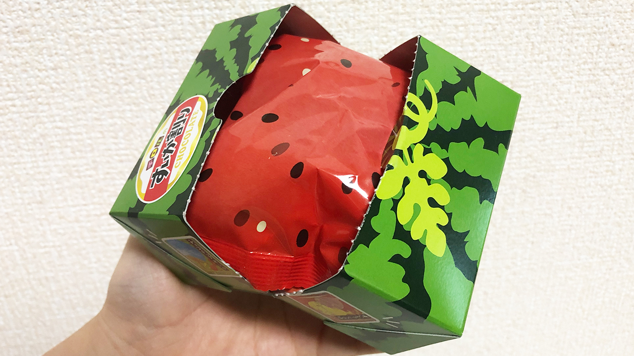 夏の風物詩・すいか割りができるチロルチョコを発見!? 「チロルのすいか割りBOX」食べてみた♪