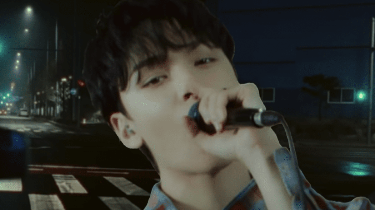 SEVENTEEN(セブチ)・VERNON(バーノン)が新曲「Black Eye」スペシャル映像を公開! 新曲の内容は?