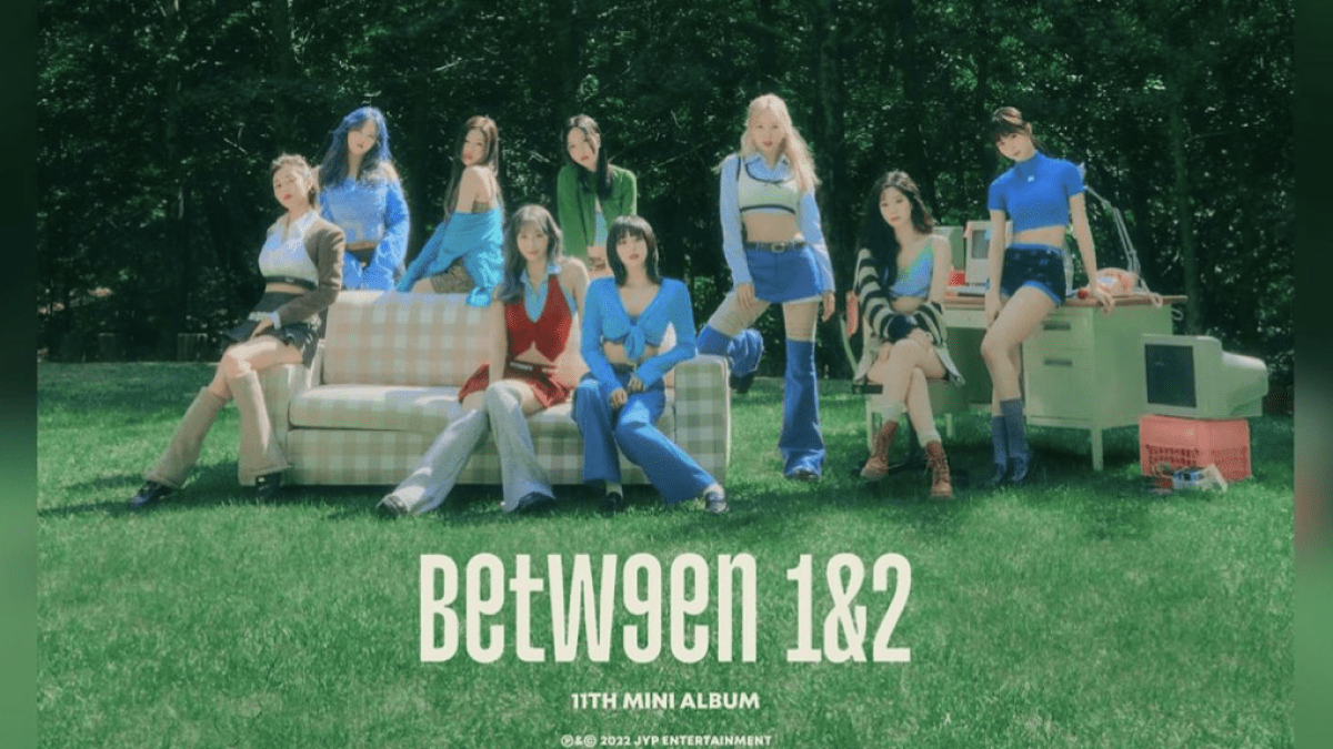 直筆サイン入り] TWICE STRATEGY STEP 2 ver アルバム【twice