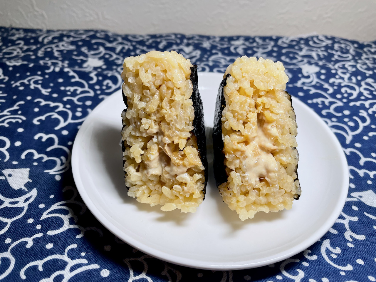 セブン・ファミマ・ローソン「直巻ツナマヨおにぎり」価格・重さ