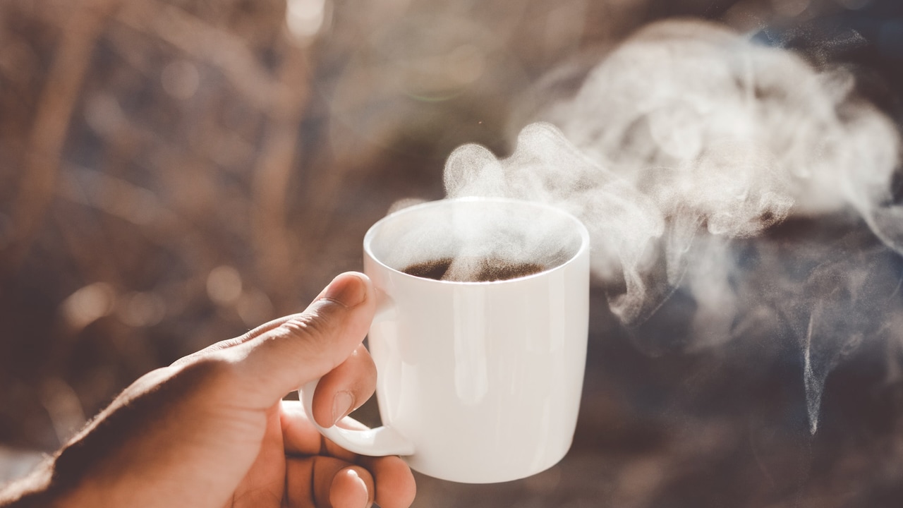 コーヒーやカフェインを飲む「意外なメリット」が遺伝子研究で判明