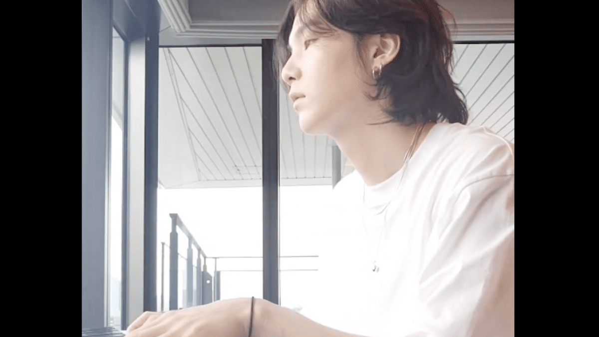 【感涙】BTSのSUGA(ユンギ)ドキュメンタリー予告に「坂本龍一」が登場しファン涙