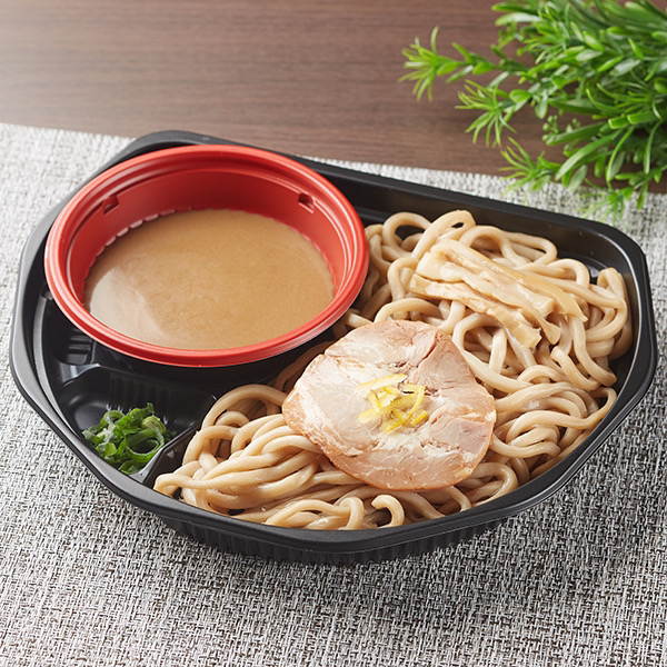 【関東・東海】中華蕎麦うゑず監修　濃厚豚骨魚介冷しつけめん