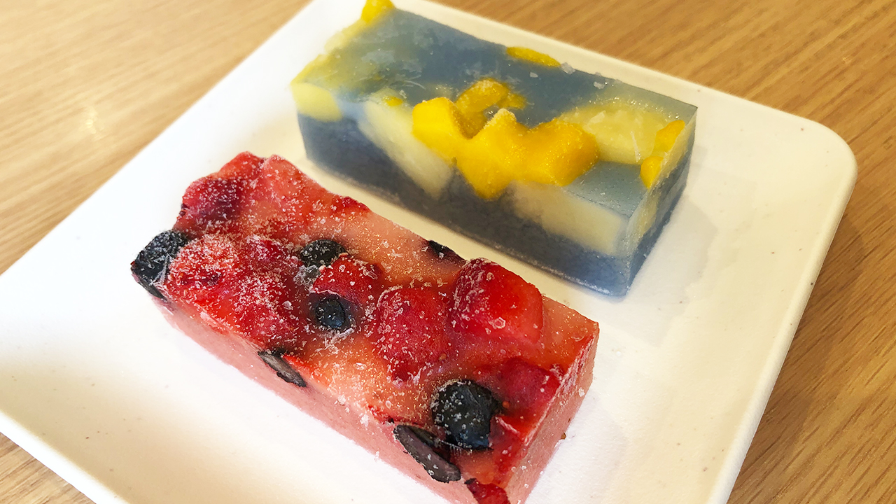 【モス】新商品「溶けないアイス」とは!? 「ひんやりドルチェ 葛ソーダ＆葛ベリー」食べてみた♪