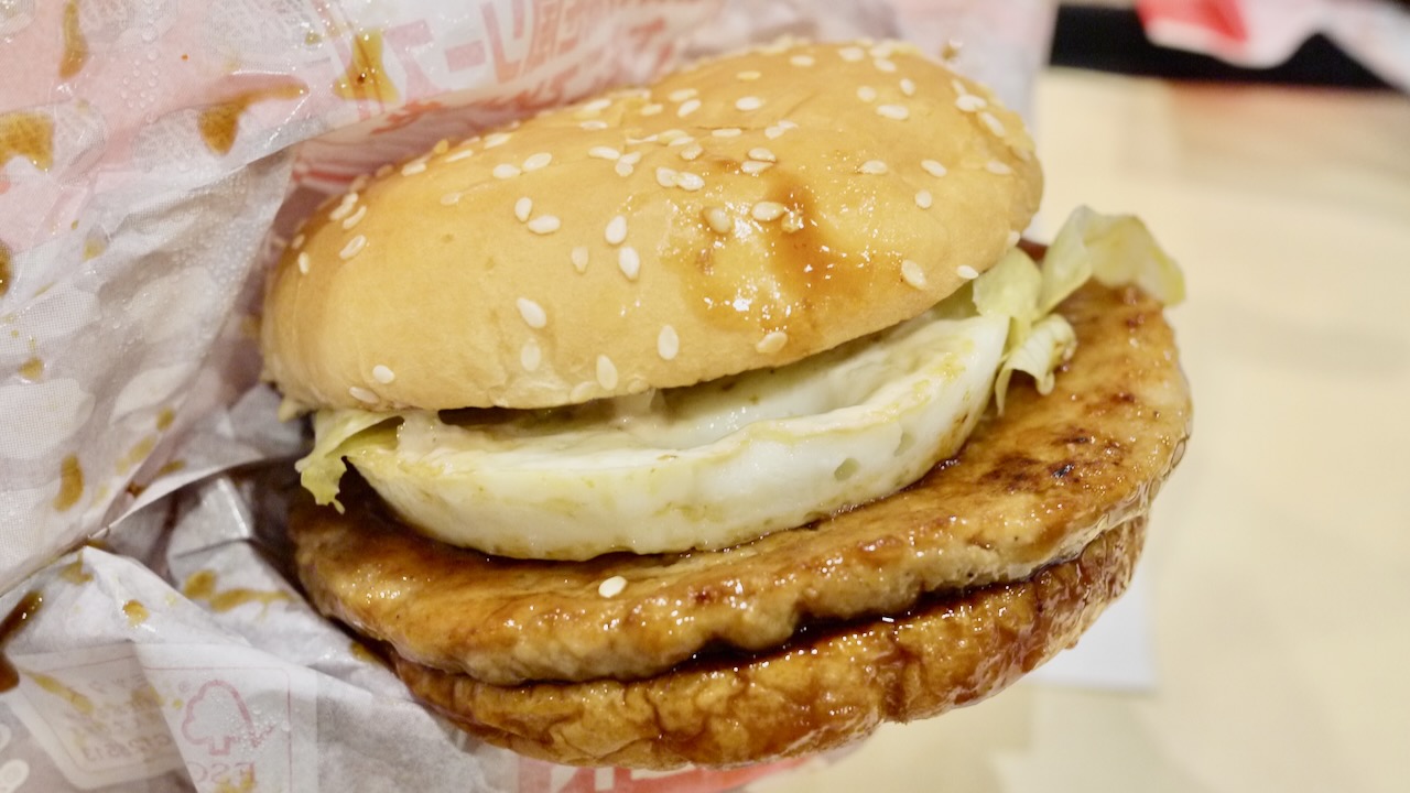 【マクドナルド】新作! ご当地「大阪お好み焼き風ソース たまごてりやき」食べてみた! カロリーや価格もまとめてチェック!