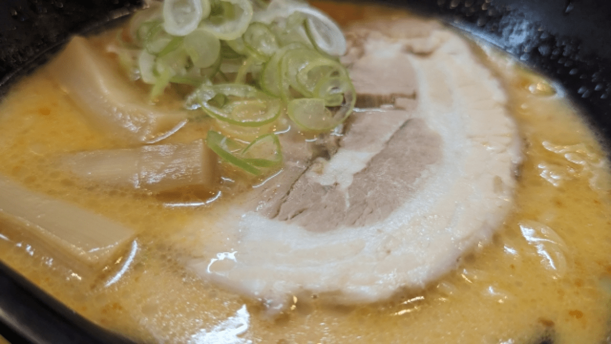 豚骨ラーメンのカロリーは？ダイエット中でも食べられるって本当？