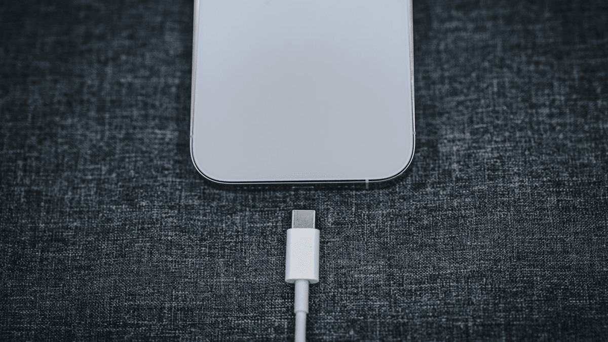 iPhoneをテレビに映すにはどうすればいい？｜ミラーリング方法