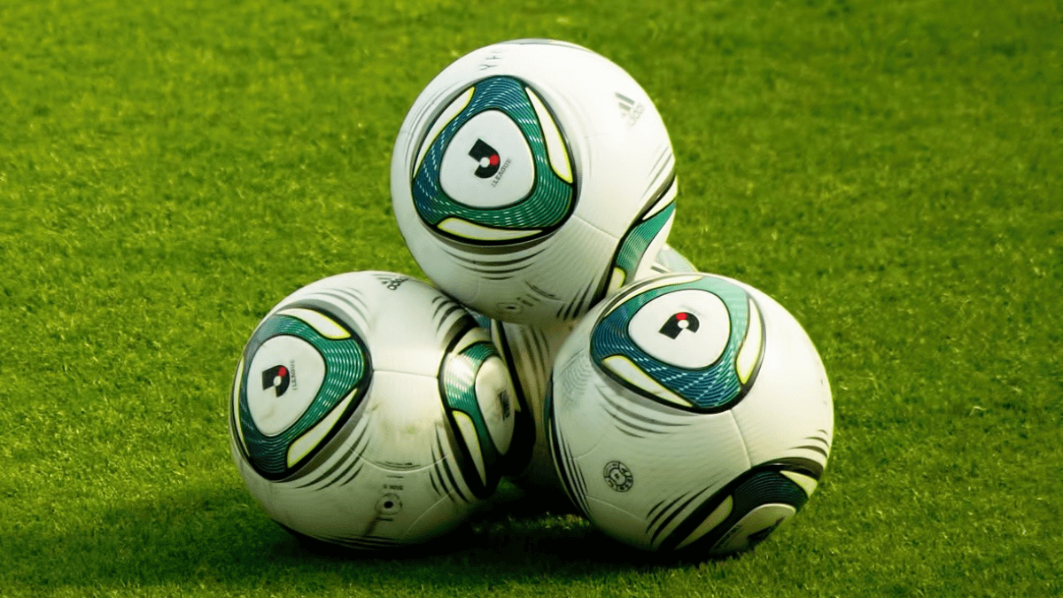 【サッカー】2チームに絞られたJ1残留争い！制するのはどこだ？