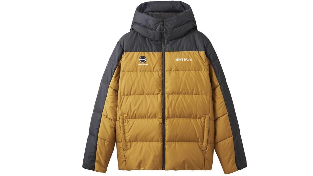 【Amazon】23%オフ!デサントのダウンが24970円→19344円って安くなりすぎ!!