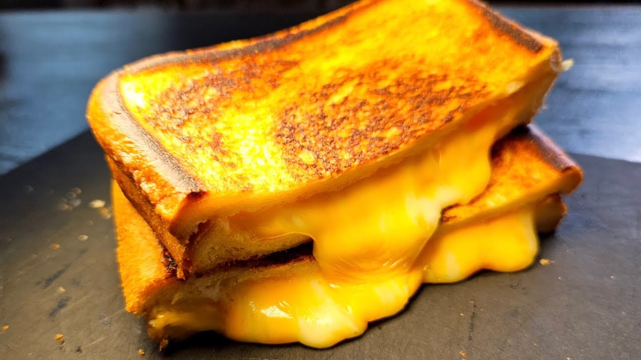 料理研究家リュウジ、「みんなに食べてほしい」グリルドチーズサンドの