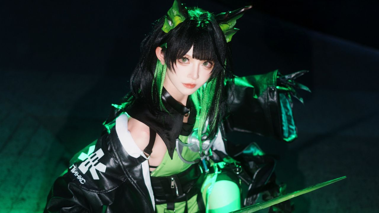 凛々しく美しい！　綺太郎、『アークナイツ』M3のキャラクターコスプレで迫力満点の姿を披露