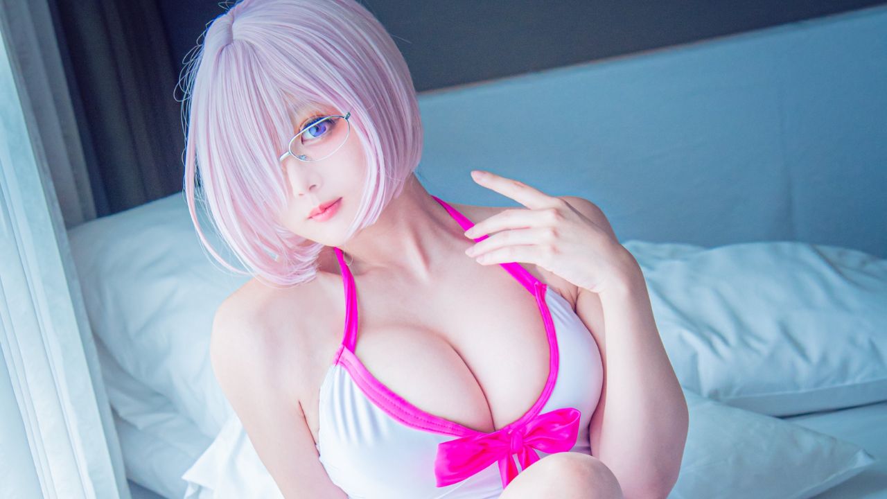 清楚さとセクシーさが共存！　きっか、『Fate/Grand Order』マシュの水着衣装で魅了