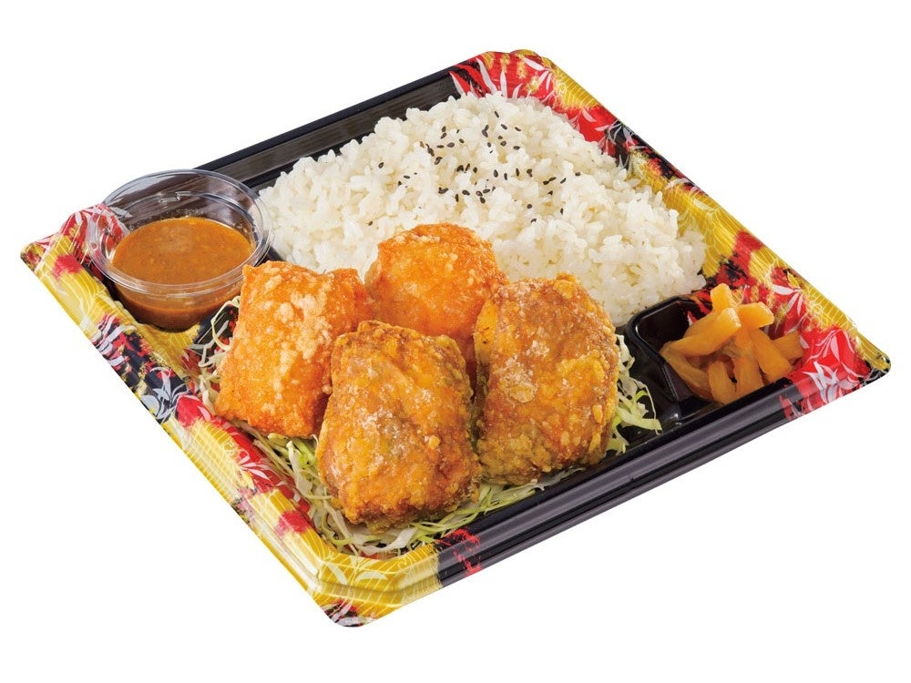 記事画像4: 揚げ物弁当(唐揚げ、ごはん、漬物)