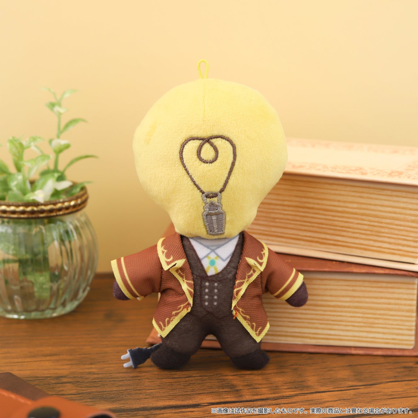 記事画像5: 電球型マスコットキャラクター