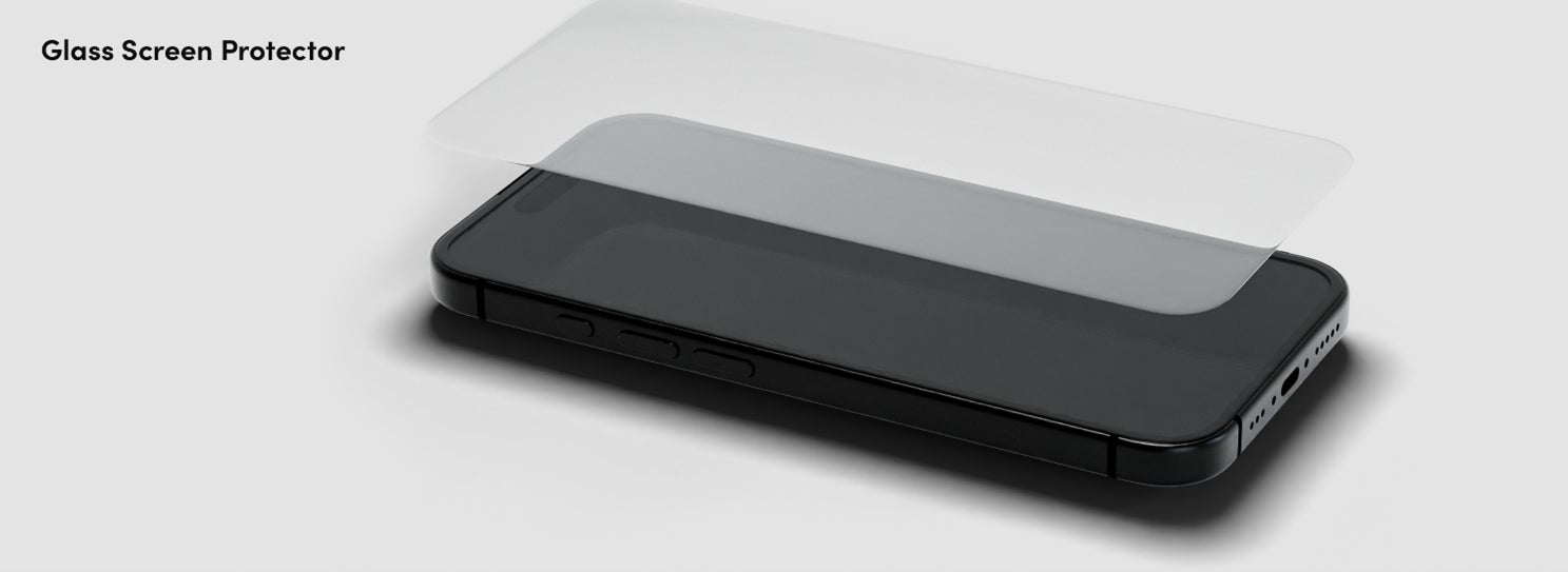 記事画像10: iPhoneとガラス製スクリーンプロテクターのクローズアップ