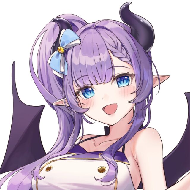 記事画像3: 紫色の髪、青い目、黒い角、紫色の翼を持つアニメ調のキャラクター