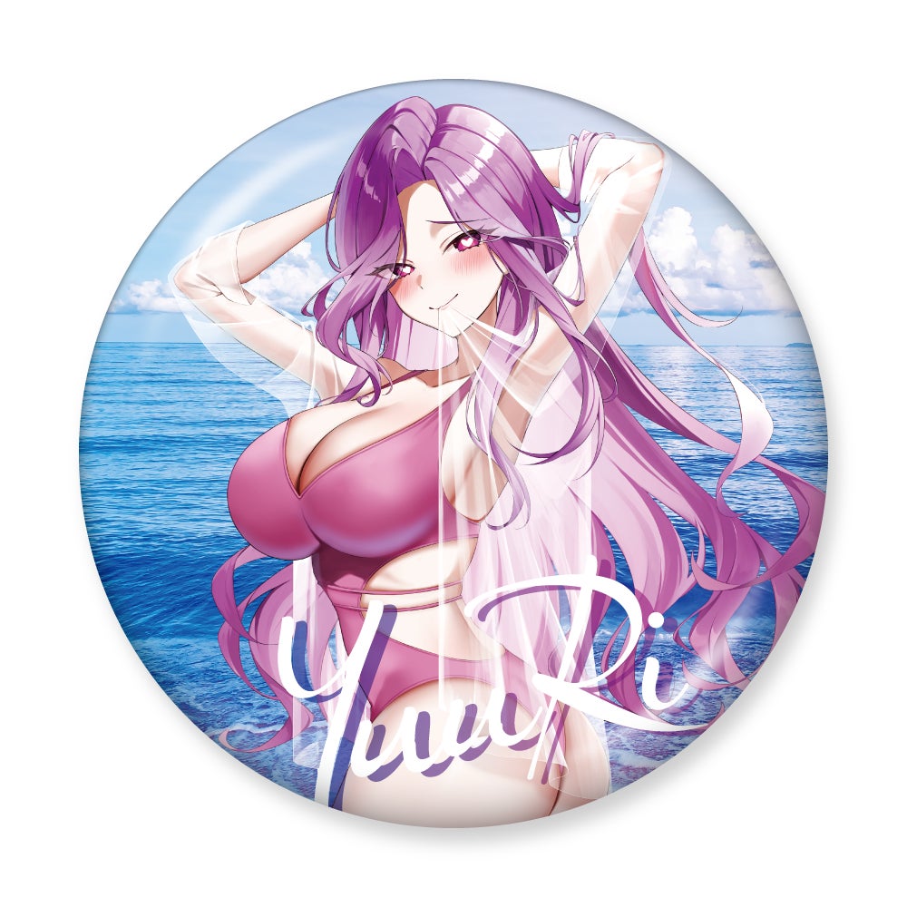 記事画像8: ピンクの水着を着て、海を背景にしたアニメ風の女性のイラスト。背景には青い海と空。