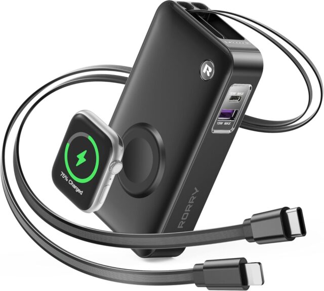 記事画像3: USB-Cポート付きのポータブル充電器とApple Watch