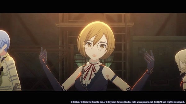眼鏡をかけたショートヘアの女性キャラクターが中心にいるアニメ風の場面