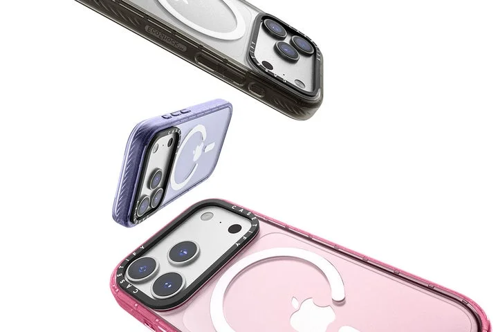 宙に浮くMagSafe対応CASETiFYケース