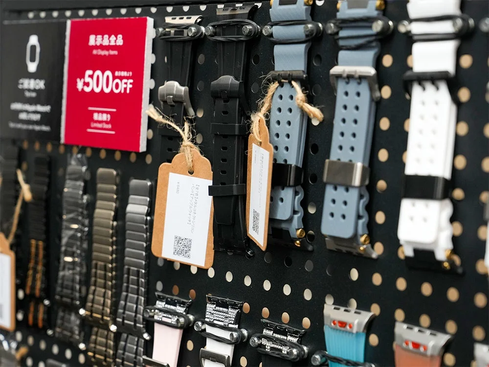 ポップアップストア内の「BELTIES」Apple Watchバンド陳列棚
