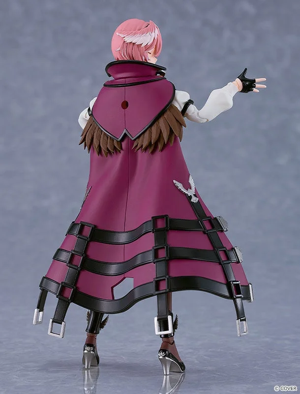 figma鷹嶺ルイの後ろ姿、マントのディテール