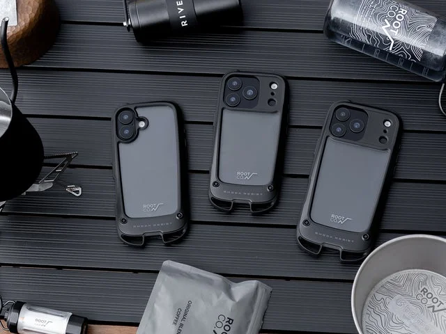 GRAVITY +Hold.とTough&Basic.のケース3種