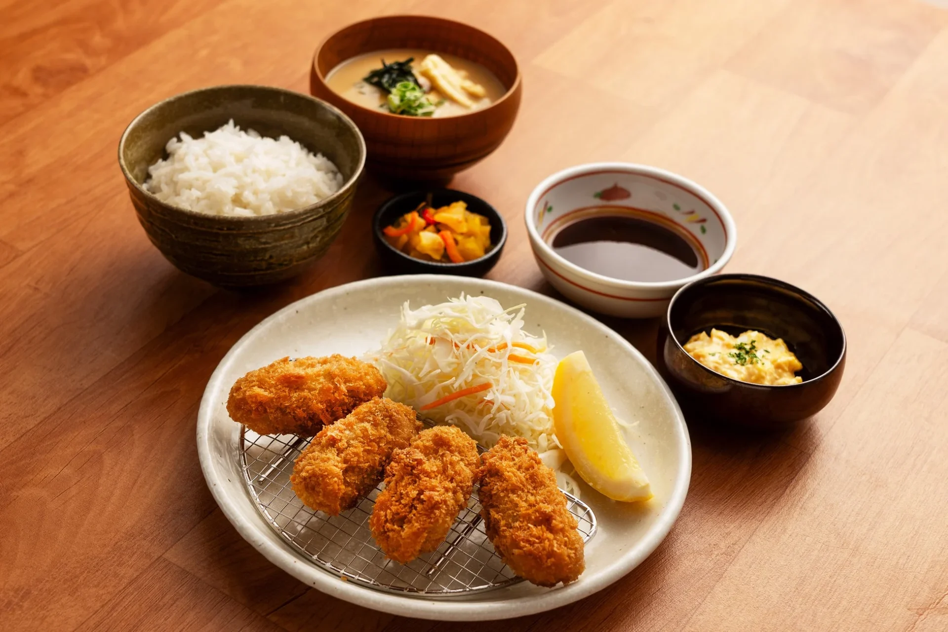宮本むなしのカキフライ定食4個盛り