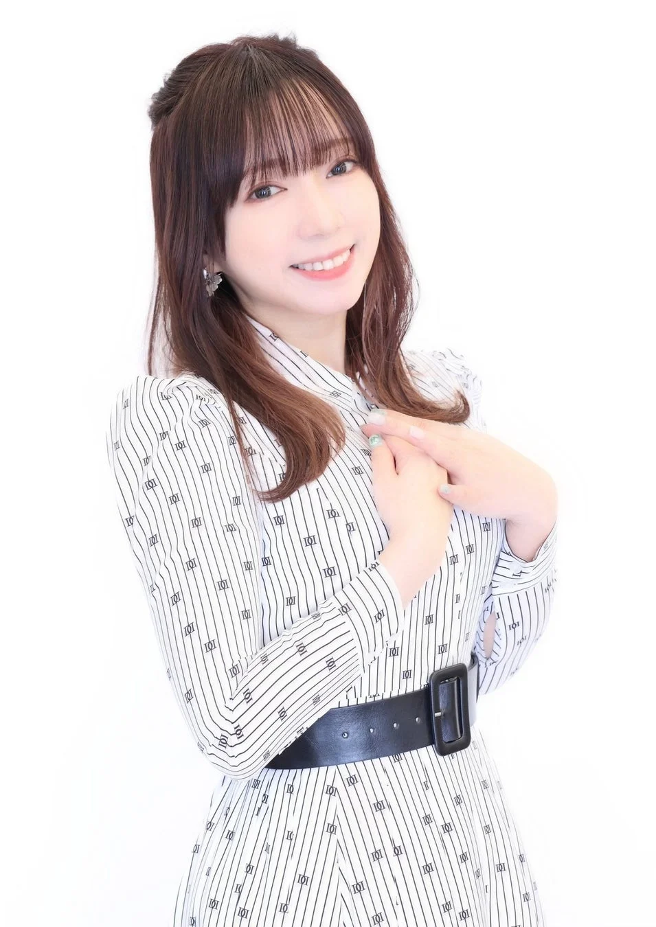 声優でプロ雀士の山本亜衣さんの顔写真